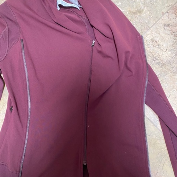 NWOT Lululemon Jacket - Picture 6 of 7